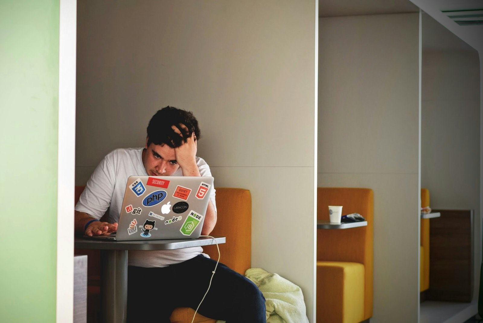 Bright learning environment — books and notes on a desk