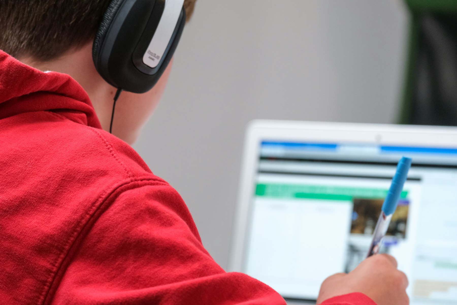 Student on laptop — virtual classroom
